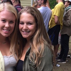 Meet your Posher, Marisa